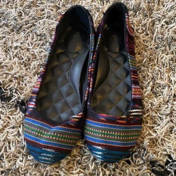 Reef Tropic Multicolored Striped Ballet Flats - Picture 4 of 11
